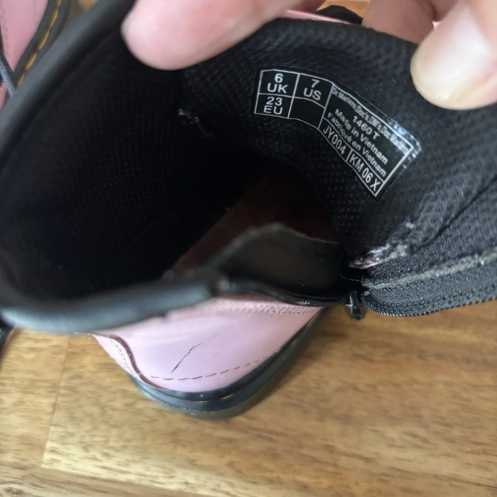 Dr. Martens 1460 Toddler Boots Pink Patent Leather Size 7 US Side Zip NO INSOLES